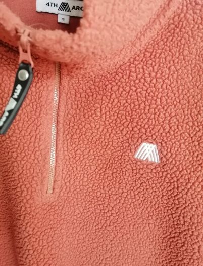 4th arc fleece size small