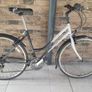 ladies city bike( can deliver) Image 2