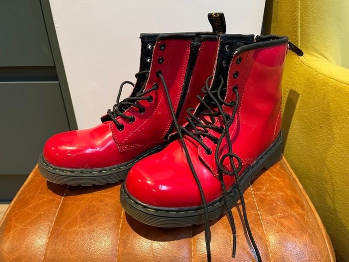 Red patent Docs