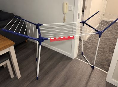 clothes horse
