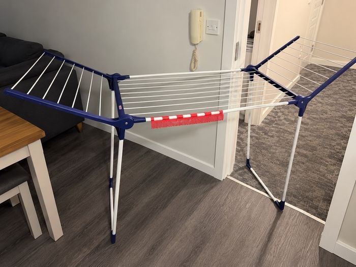 clothes horse