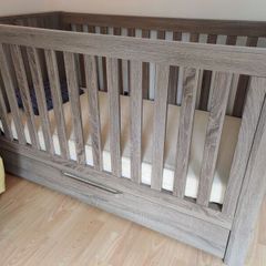 Cot bed