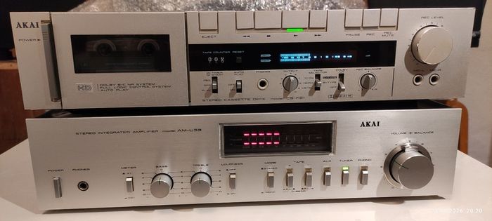 Akai AM-U33 Stereo Integrated Amplifier