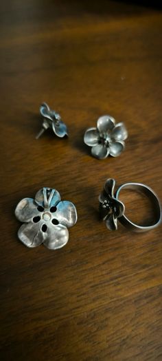 Silver set . Earrings, pendant, ring.