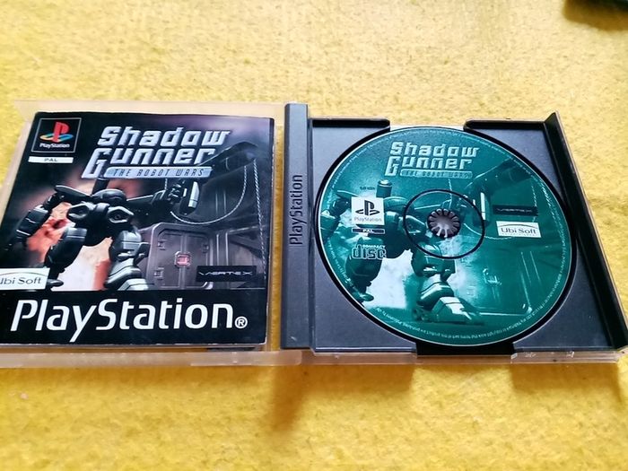 Shadow Gunner The robot Wars PlayStation 1 Ps1 PlayStation 2 ps2 games Original