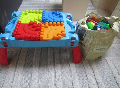 Mega Blocks Table and 160 blocks, 1 pink table , 1Blue table