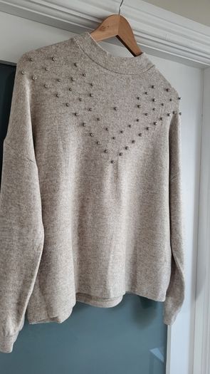 SAVIDA oatmeal supersoft embellished top Sz M( Fit 12-14) - Bnwot