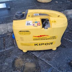 generator invertor needs petrol was working perfect