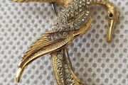 Leritz vintage Spanish brooch