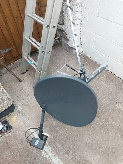 Satellite dish + boxes