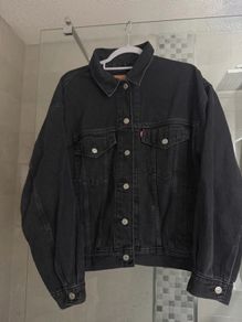 levi's denim jacket