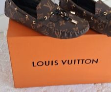 Triple AAA Copy LV Loafers Size 7