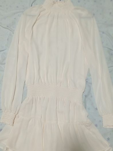 cream coloured dress