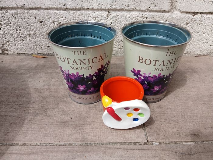 3 x small plant pots