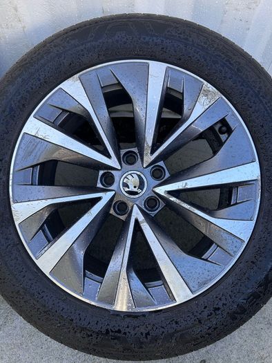 Genuine Skoda Sportline 18" Alloy Wheels