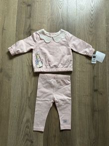 Peter rabbit two piece set