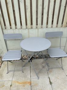 Garden Table and 2 folding chairs outdoor Ikea