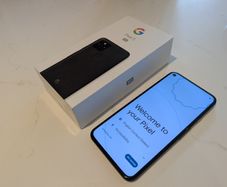 Google Pixel 5 GTT9Q 128GB 5G Unlocked