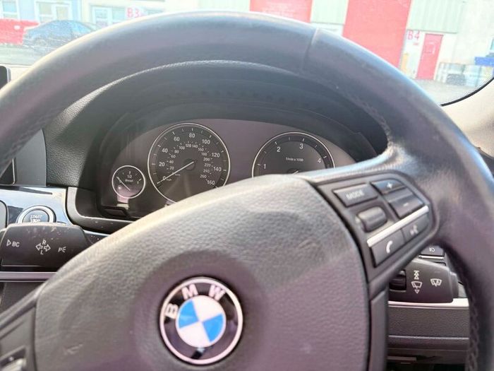 BMW 5-Series 2010