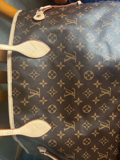 Nice roomy brown bag.