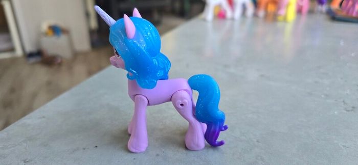 8 x Bundle, all different, Lot of New Generation Moulded 3 inch Figure Sparkle Glitter Hasbro Crystal Adventure MLP G5 My Little Pony