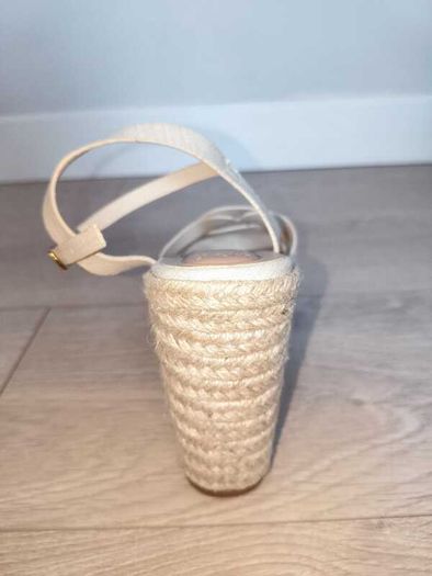 Primark cream espadrille wedges - size 4