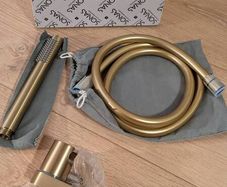 SONAS Shower Head + Hose + Mount