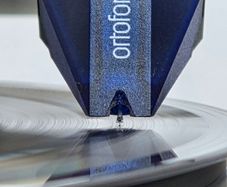 Ortofon Blue stylus and cartridge with extra Red stylus