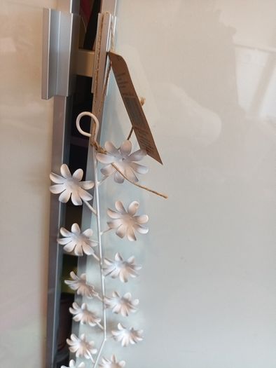 Decorative indoor metal decoration