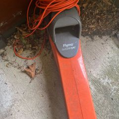 Large Black and Decker leaf blower