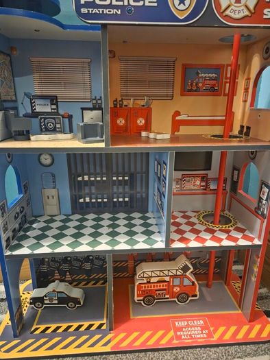 Toy Fire and Police Station