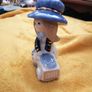 Porcelain girl figurine Image 2