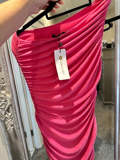 dress one shoulder