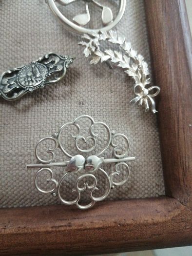 Vintage and antique silver brooches