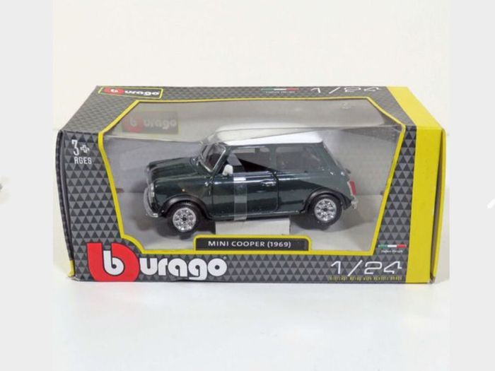 1:24 Scale Mini Cooper Green, Free Post