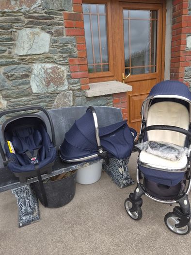 Egg pram 3-piece set in navy