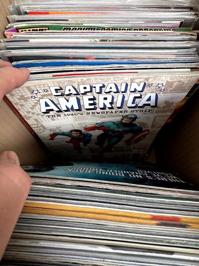 Marvel & DC Long Comic Box w 300 comics for Sale