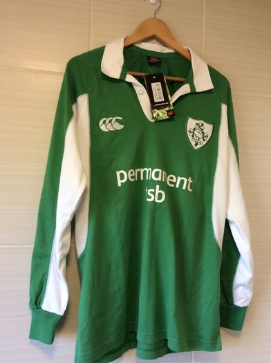 Ireland Rugby Jersey. Brand New With Tags. Triple Crown Winning Jersey Year 2006. Official Canterbury IRFU Jersey. Authentic Original From 2006. Not A Modern Day Remake.