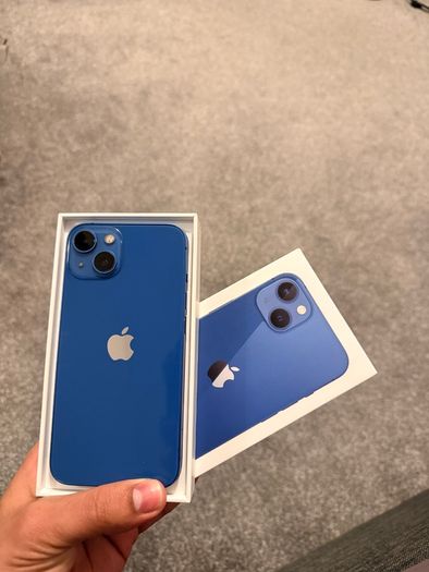 iPhone 13