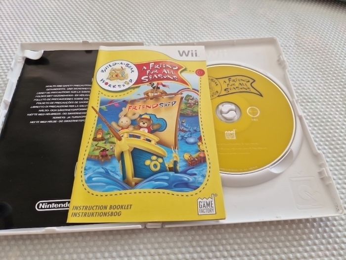 Build a Bear Workshop A friend fur all seasons Nintendo Wii Games Original