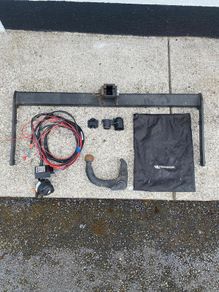 Detachable towbar/hitch for VW Passat