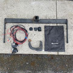 Detachable towbar/hitch for VW Passat