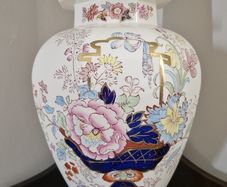 Mason's Ironstone lamp