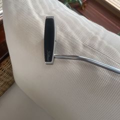 Scotty Cameron Futura 5CB Putter.