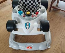 Baby walker