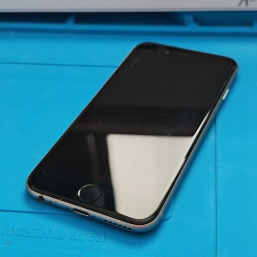 Apple iPhone 6 32GB Silver