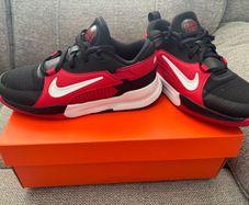 Nike Kids Cross Court Trainers UK 4 EU 36.5 Excellent Condition