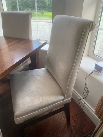 Dining Room Table & 6 chairs