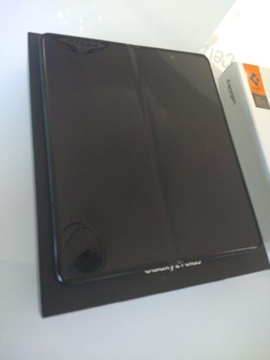 samsung Z Fold 5 Unlocked 512gb plus SPIGEN case