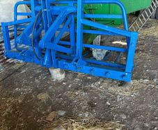 Donmac push off Buck rake